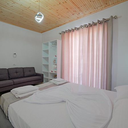 Lago Calmo Villa Εξαμίλιο Εξωτερικό φωτογραφία