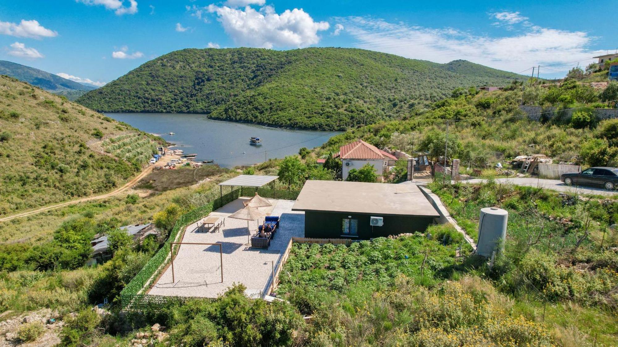 Lago Calmo Villa Εξαμίλιο Εξωτερικό φωτογραφία